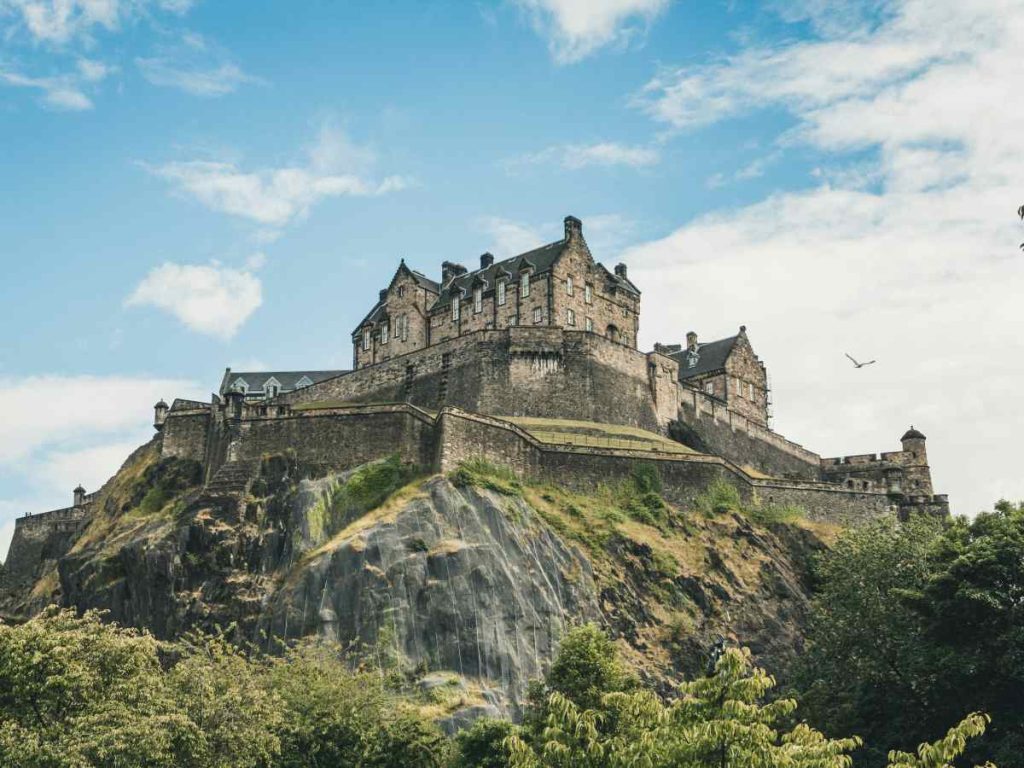 castello-di-edimburgo-scozia