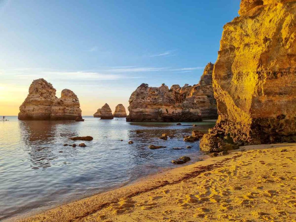 praia-do-camilo
