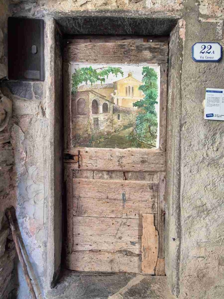 valloria-il-borgo-porte-dipinte