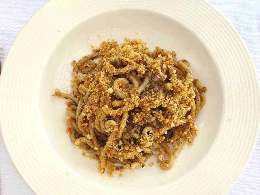 pasta-con-le-sarde-sicilia
